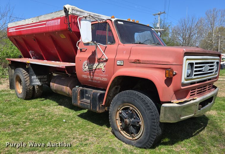 image for item EN3618 1982 Chevrolet 70 applicator truck