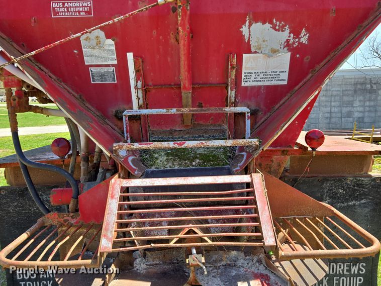 image for item EN3618 1982 Chevrolet 70 applicator truck