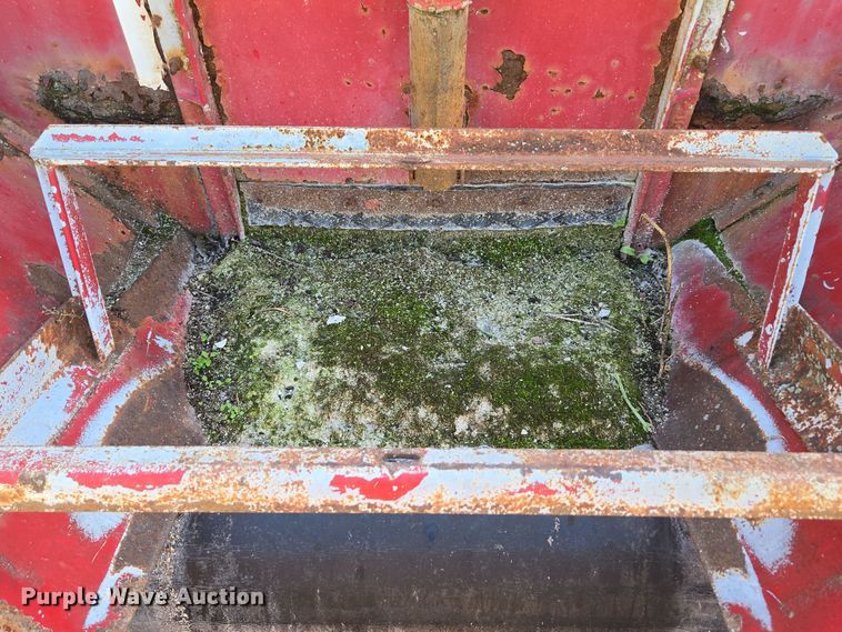 image for item EN3618 1982 Chevrolet 70 applicator truck