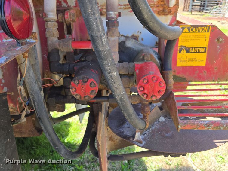 image for item EN3618 1982 Chevrolet 70 applicator truck