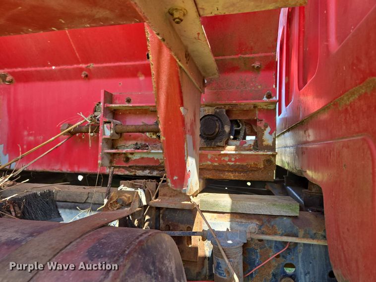 image for item EN3618 1982 Chevrolet 70 applicator truck