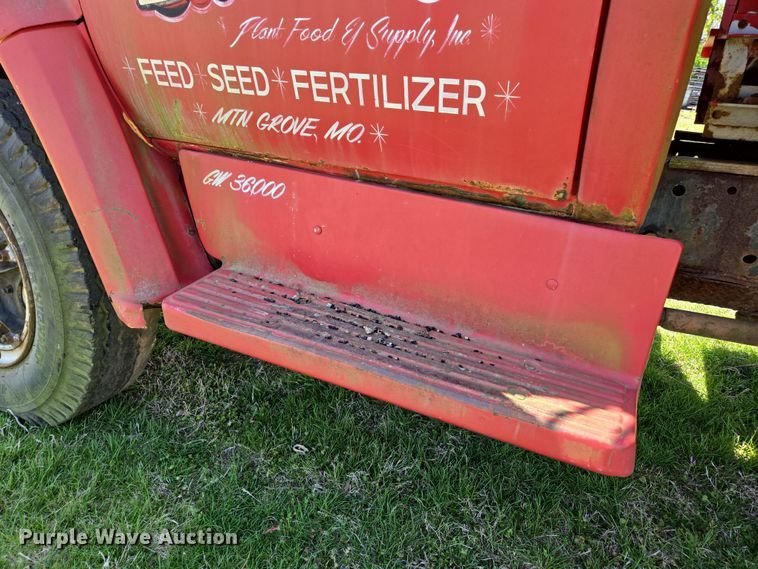 image for item EN3618 1982 Chevrolet 70 applicator truck