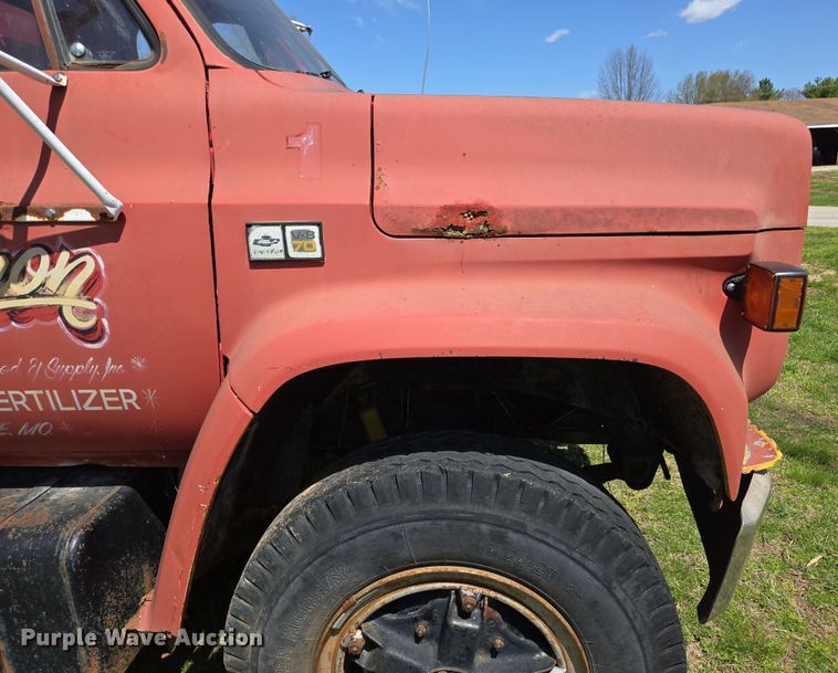 image for item EN3618 1982 Chevrolet 70 applicator truck