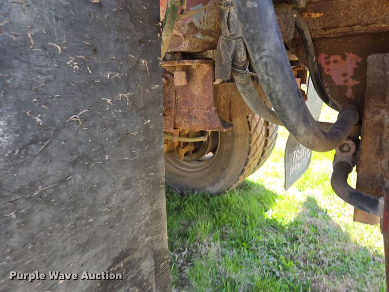 image for item EN3618 1982 Chevrolet 70 applicator truck