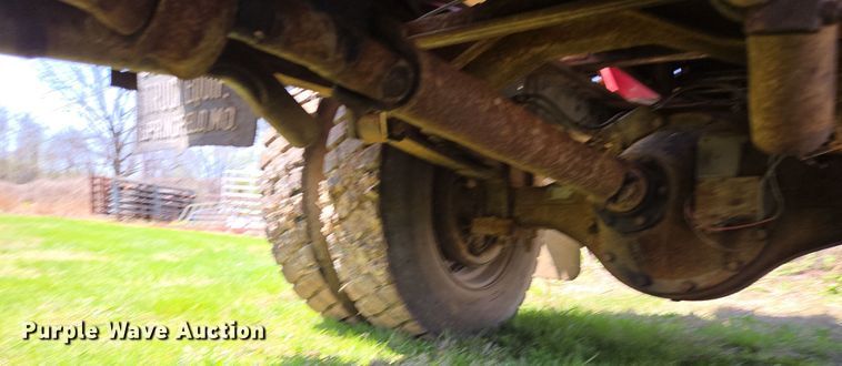 image for item EN3618 1982 Chevrolet 70 applicator truck