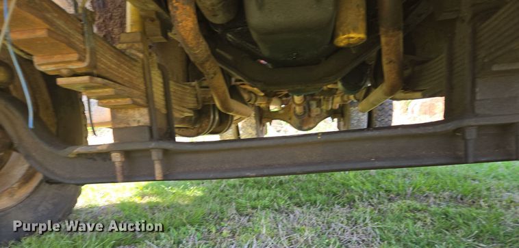 image for item EN3618 1982 Chevrolet 70 applicator truck