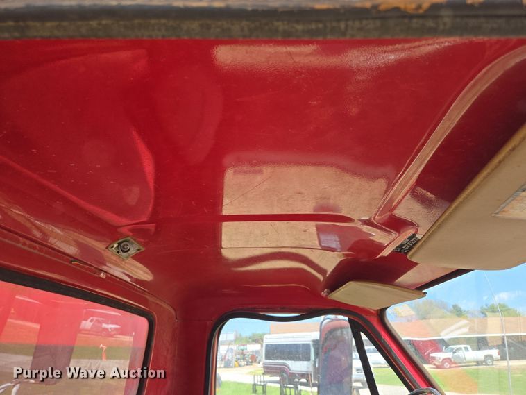 image for item EN3618 1982 Chevrolet 70 applicator truck