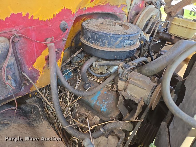 image for item EN3618 1982 Chevrolet 70 applicator truck