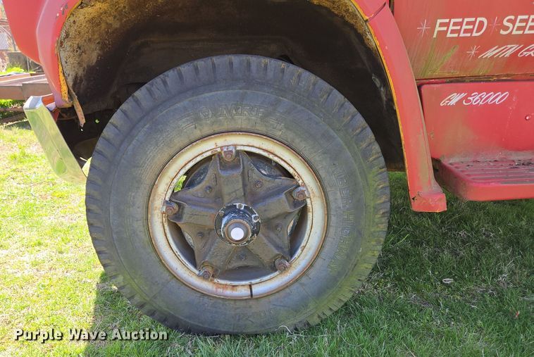 image for item EN3618 1982 Chevrolet 70 applicator truck