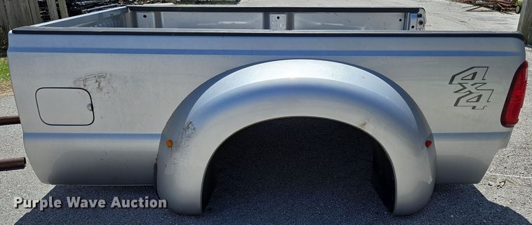 image for item EN3619 Pickup truck bed