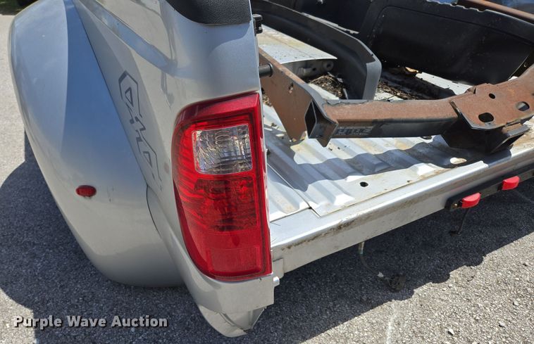 image for item EN3619 Pickup truck bed