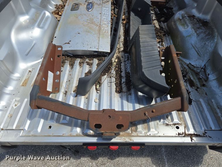 image for item EN3619 Pickup truck bed