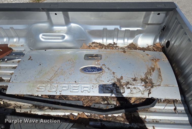 image for item EN3619 Pickup truck bed