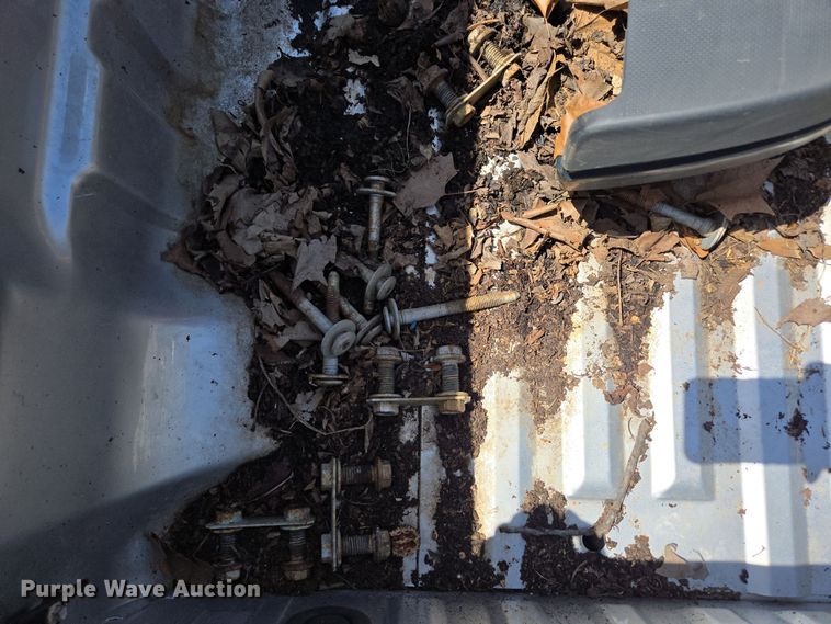 image for item EN3619 Pickup truck bed