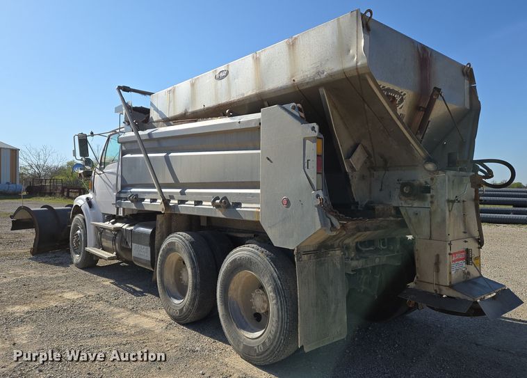 image for item EN8876 2010 Sterling L7500 dump truck