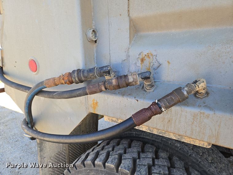 image for item EN8876 2010 Sterling L7500 dump truck