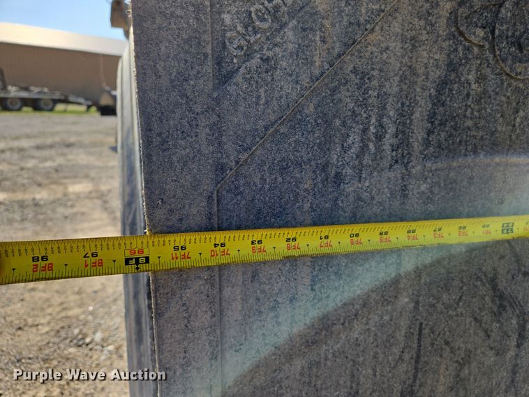 image for item EN8876 2010 Sterling L7500 dump truck