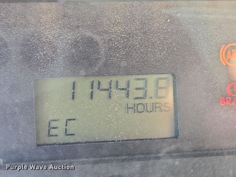 image for item EN8876 2010 Sterling L7500 dump truck