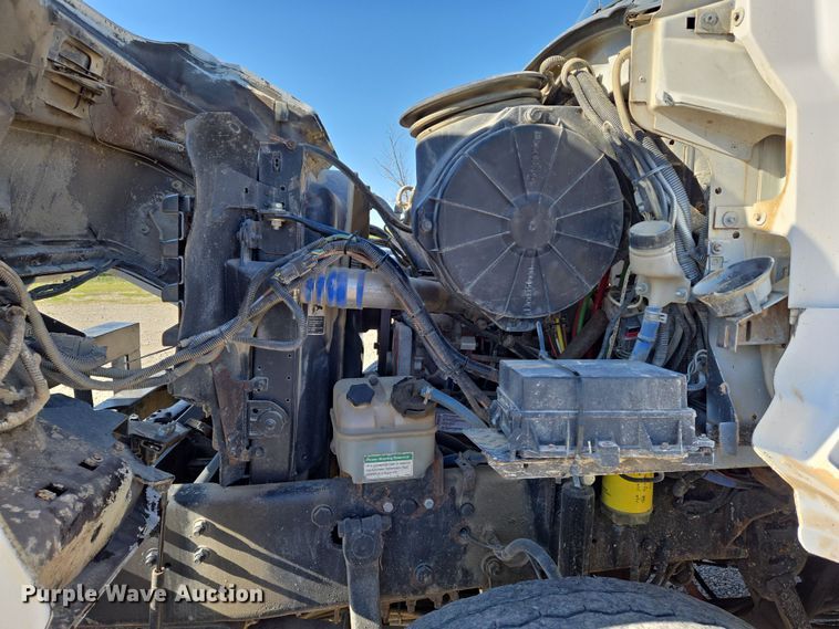 image for item EN8876 2010 Sterling L7500 dump truck