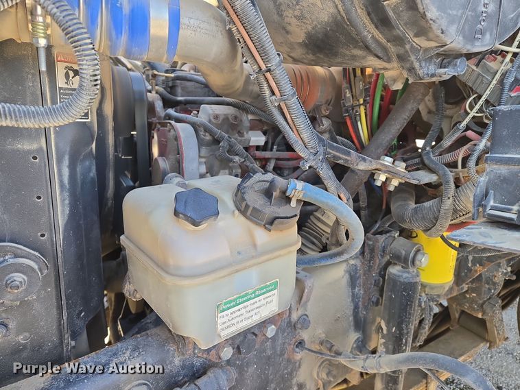 image for item EN8876 2010 Sterling L7500 dump truck