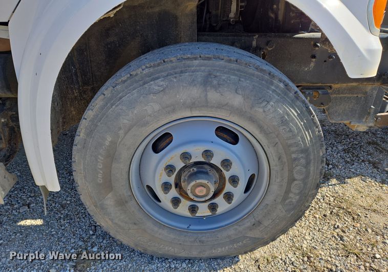 image for item EN8876 2010 Sterling L7500 dump truck