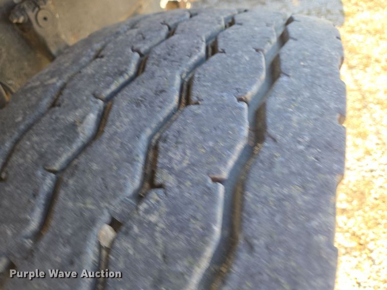 image for item EN8876 2010 Sterling L7500 dump truck