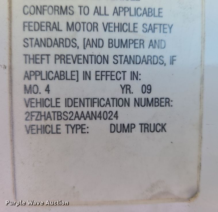 image for item EN8876 2010 Sterling L7500 dump truck