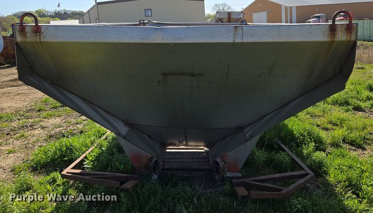 image for item EN8879 Swenson spreader