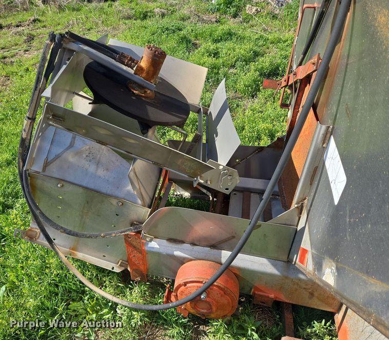 image for item EN8879 Swenson spreader