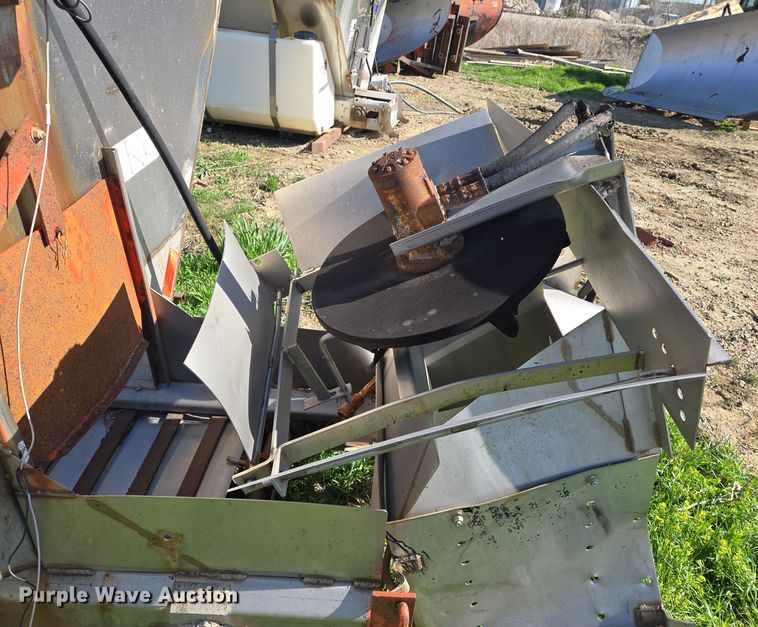 image for item EN8879 Swenson spreader