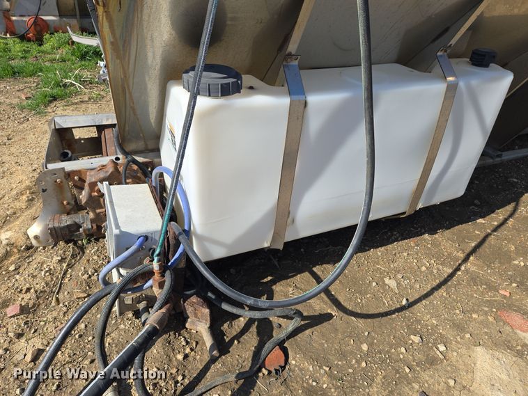 image for item EN8880 Henderson spreader