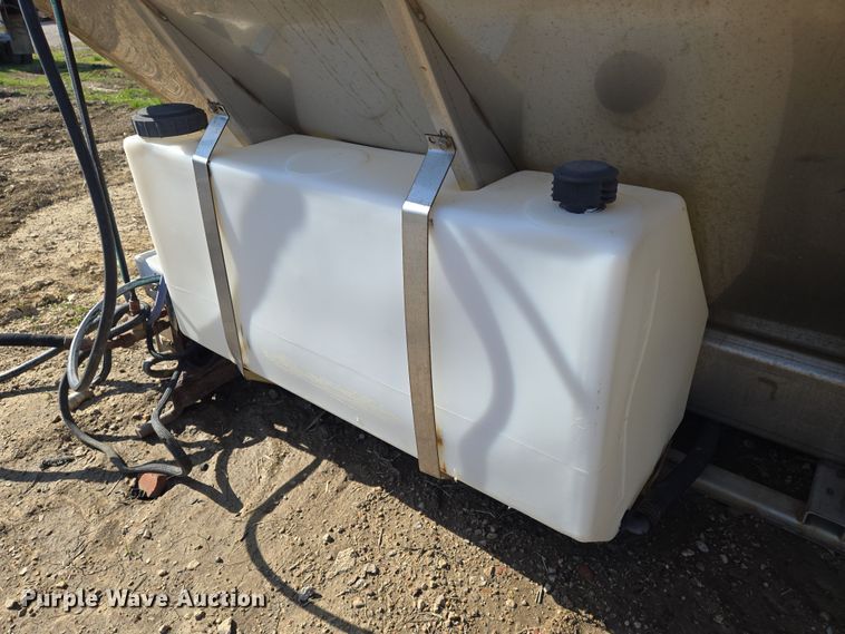 image for item EN8880 Henderson spreader