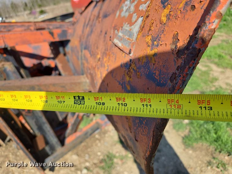 image for item EN8881 Wausau X32-45 V-plow