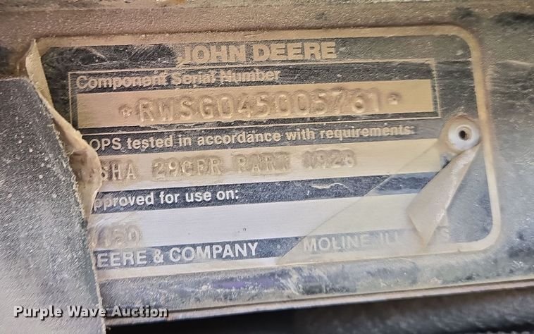 image for item EN8885 1988 John Deere 4450 tractor