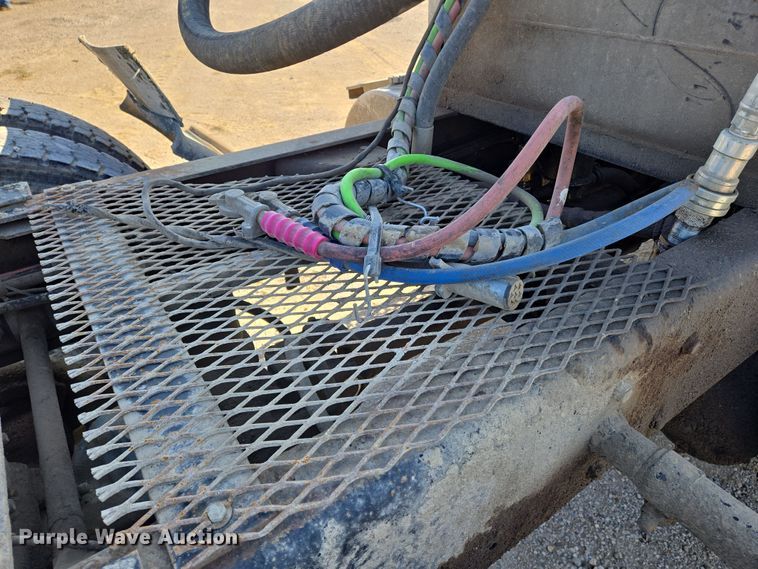 image for item EN8886 1993 Kenworth W900 semi truck