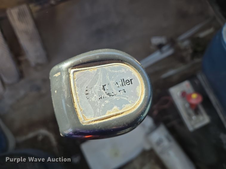 image for item EN8886 1993 Kenworth W900 semi truck