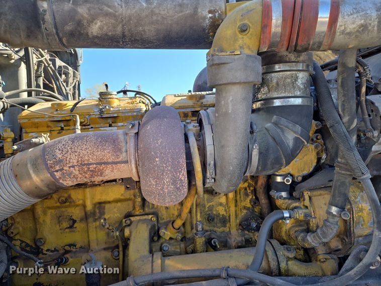 image for item EN8886 1993 Kenworth W900 semi truck