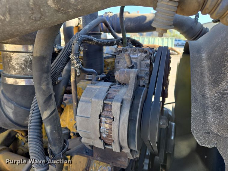 image for item EN8886 1993 Kenworth W900 semi truck