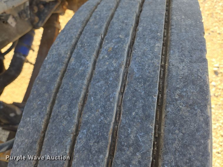 image for item EN8886 1993 Kenworth W900 semi truck