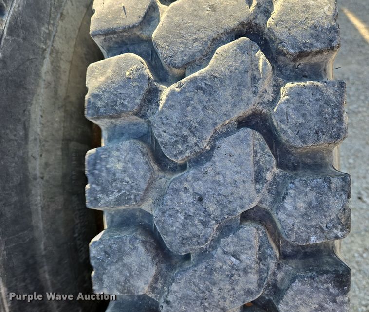 image for item EN8886 1993 Kenworth W900 semi truck