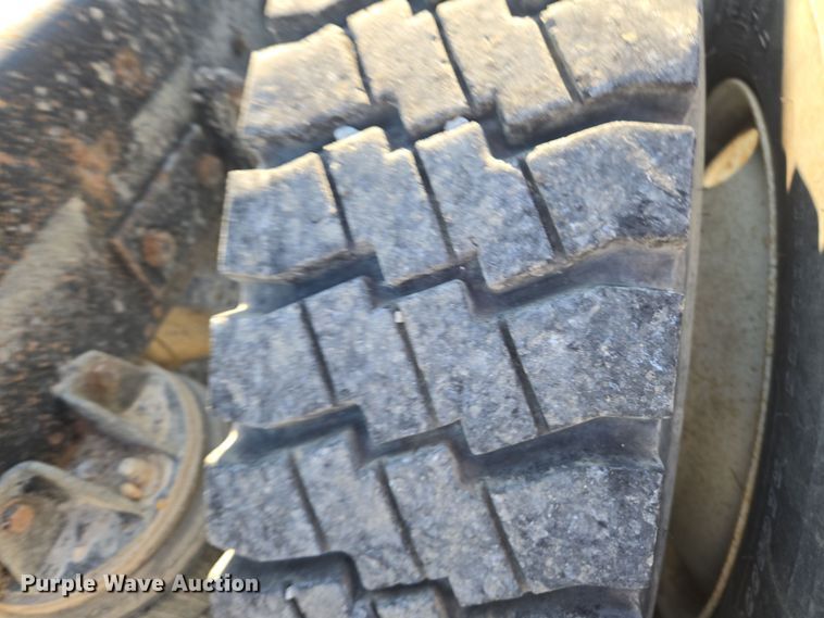 image for item EN8886 1993 Kenworth W900 semi truck