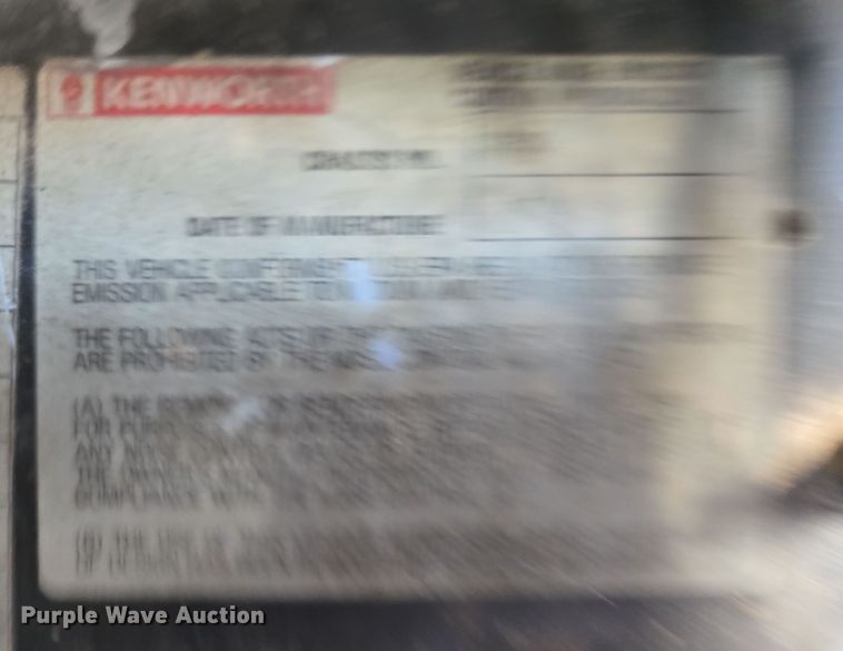 image for item EN8886 1993 Kenworth W900 semi truck