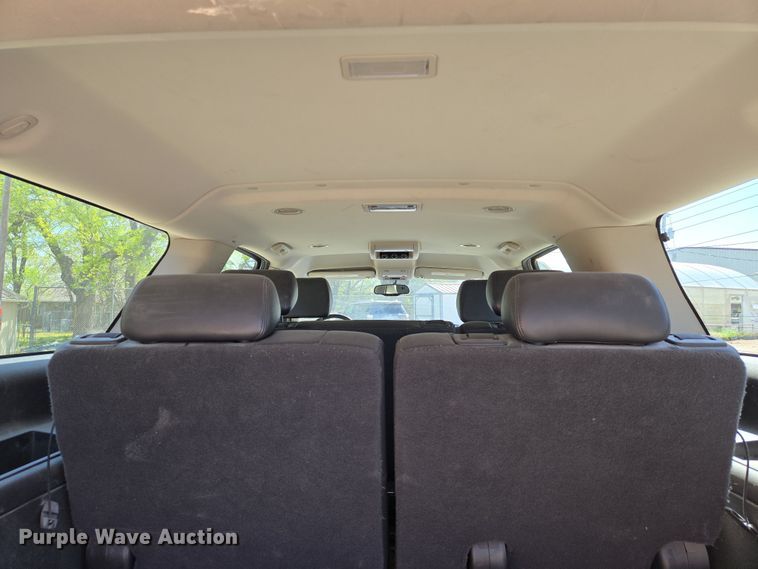 image for item EN8910 2008 Chevrolet  Suburban  SUV