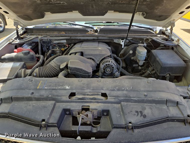 image for item EN8910 2008 Chevrolet  Suburban  SUV