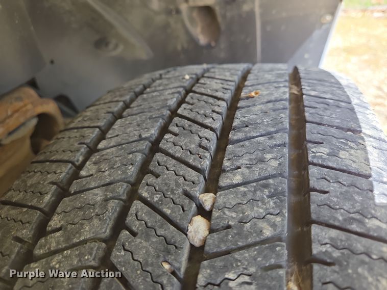 image for item EN8910 2008 Chevrolet  Suburban  SUV