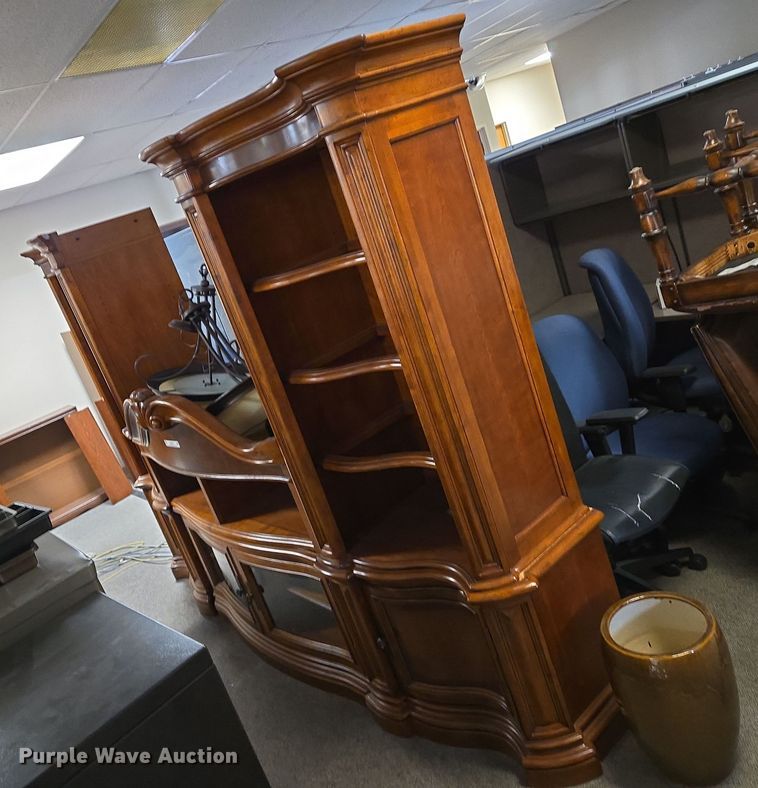 image for item EN8919 Book shelf