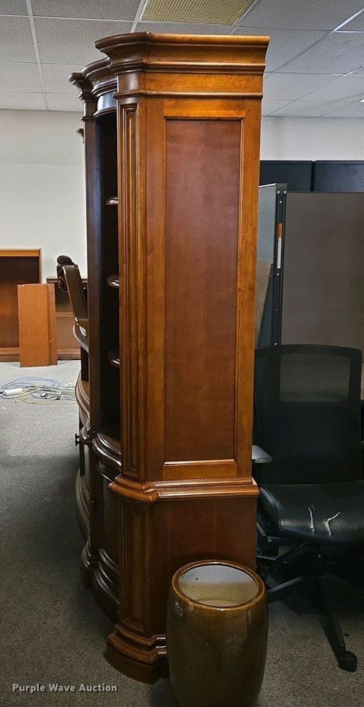 image for item EN8919 Book shelf