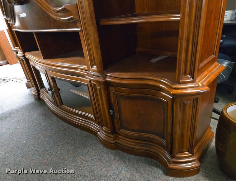 image for item EN8919 Book shelf