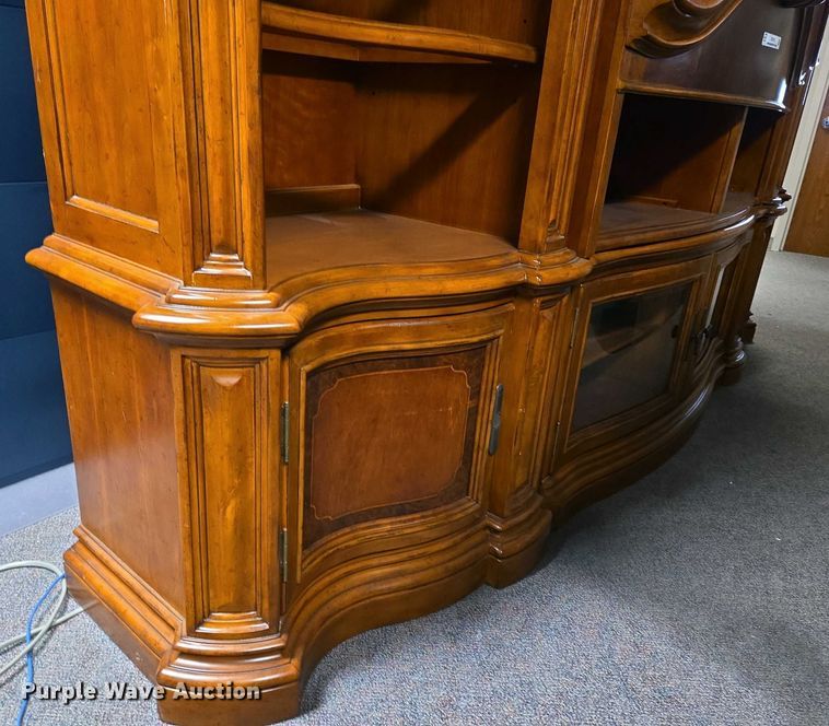 image for item EN8919 Book shelf