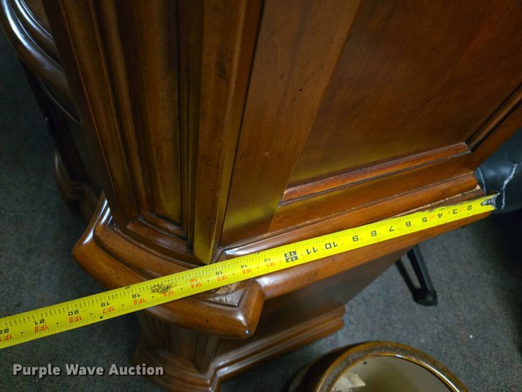 image for item EN8919 Book shelf